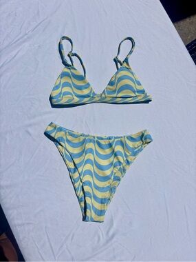 Yellow & Blue Wave-Print Triangle Bikini